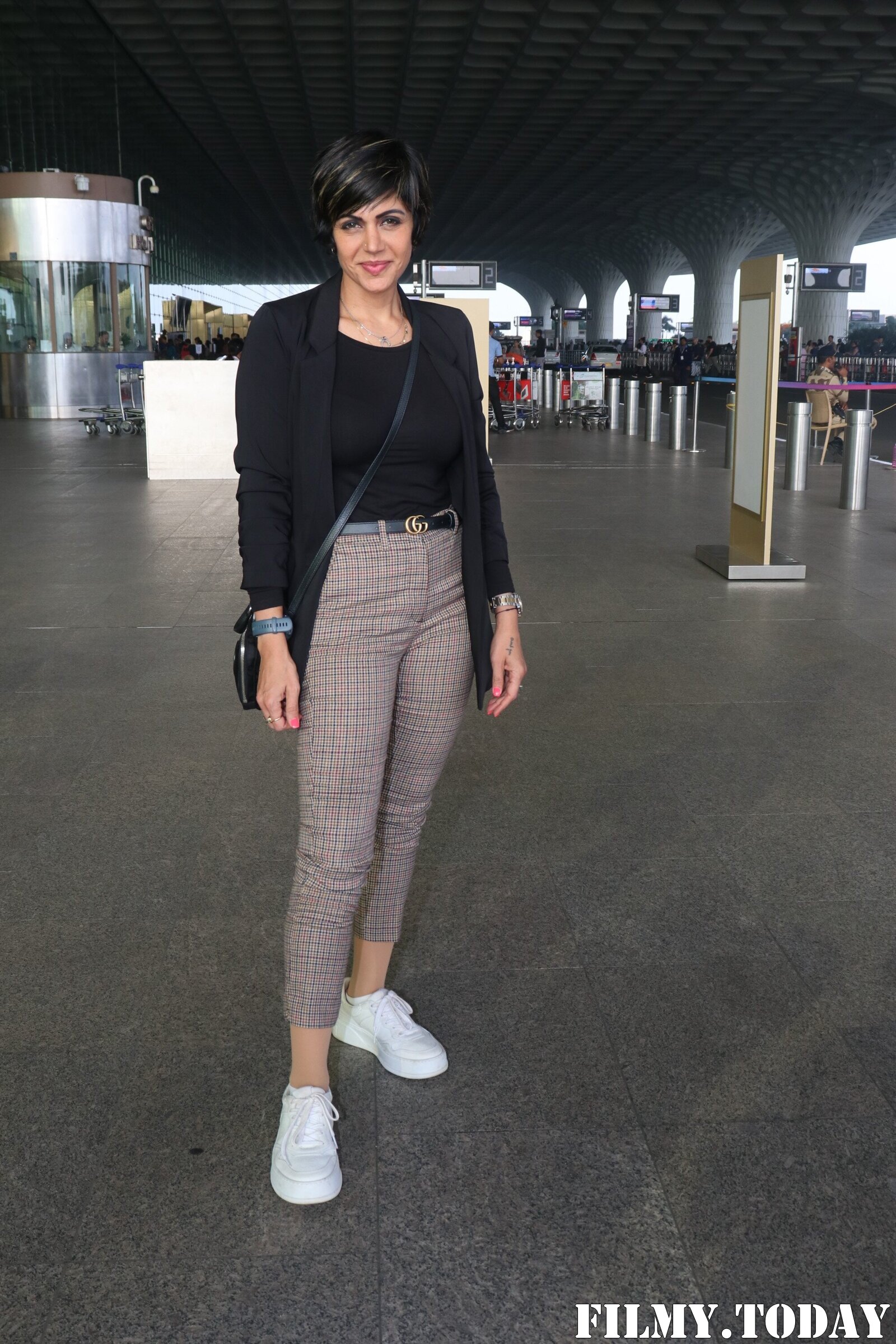 Mandira Bedi - Photos: Celebs  Spotted At Airport | Picture 1910113