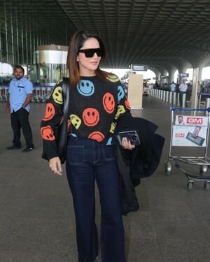 Sunny Leone - Photos: Celebs  Spotted At Airport | Picture 1910835