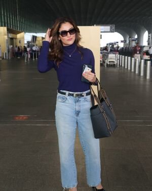 Ridhima Pandit - Photos: Celebs  Spotted At Airport | Picture 1912425
