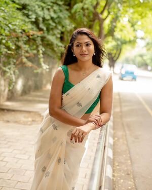 Shruthi Reddy Latest Photos | Picture 1937249