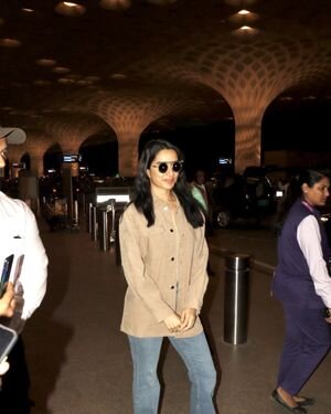 Shraddha Kapoor - Photos: Celebs  Spotted At Airport | Picture 1923934