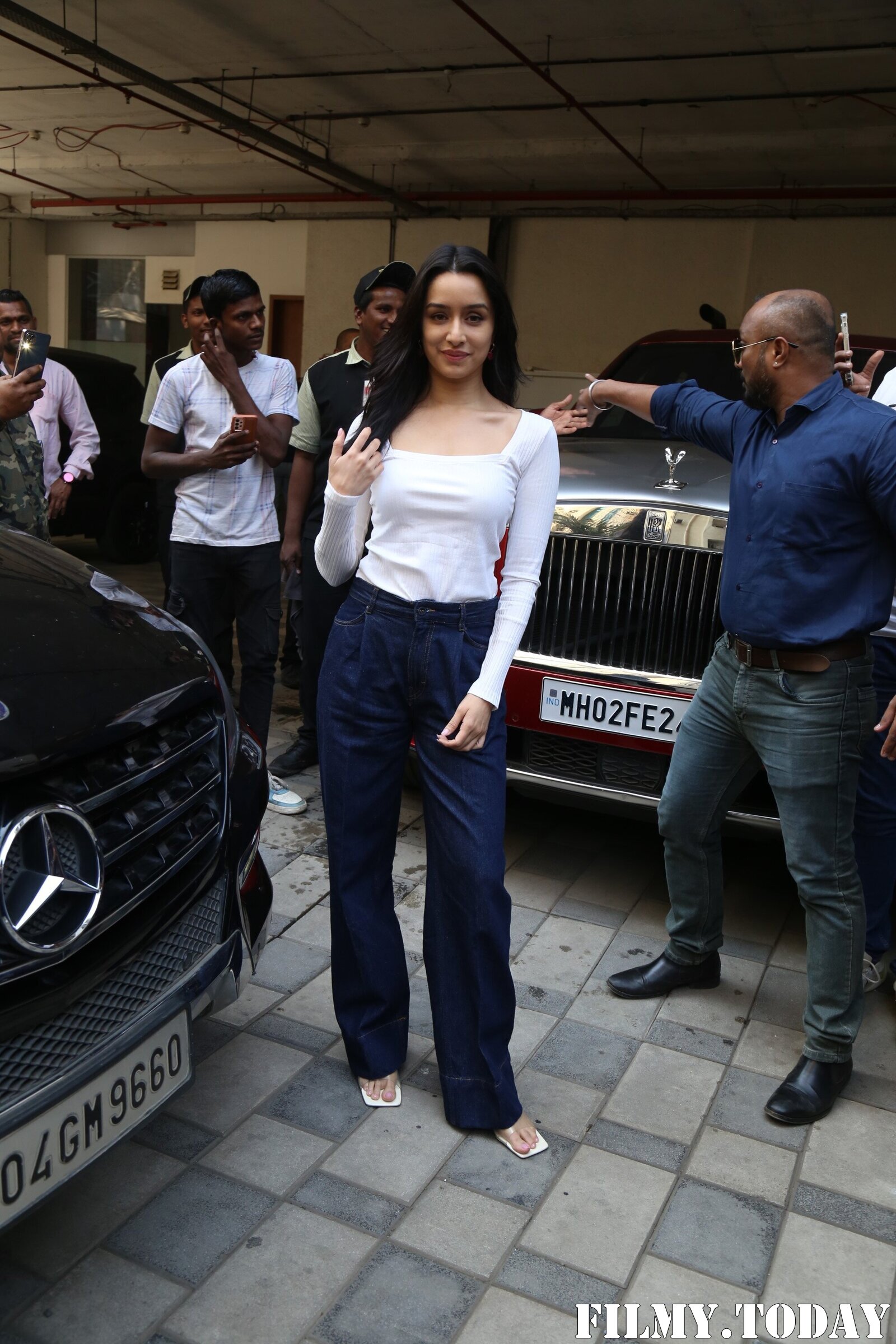 Shraddha Kapoor - Photos: Celebs Spotted At T Series Office | Picture 1924302