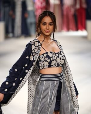 Rakul Preet Singh - Photos: Lakme Fashion Week 2023