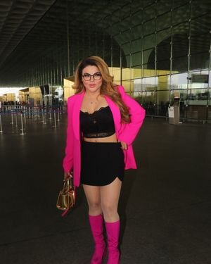 Rakhi Sawant - Photos: Celebs  Spotted At Airport | Picture 1927094