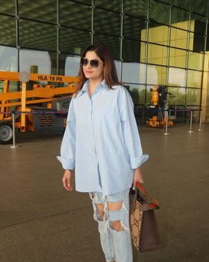 Shamita Shetty - Photos: Celebs  Spotted At Airport | Picture 1927471