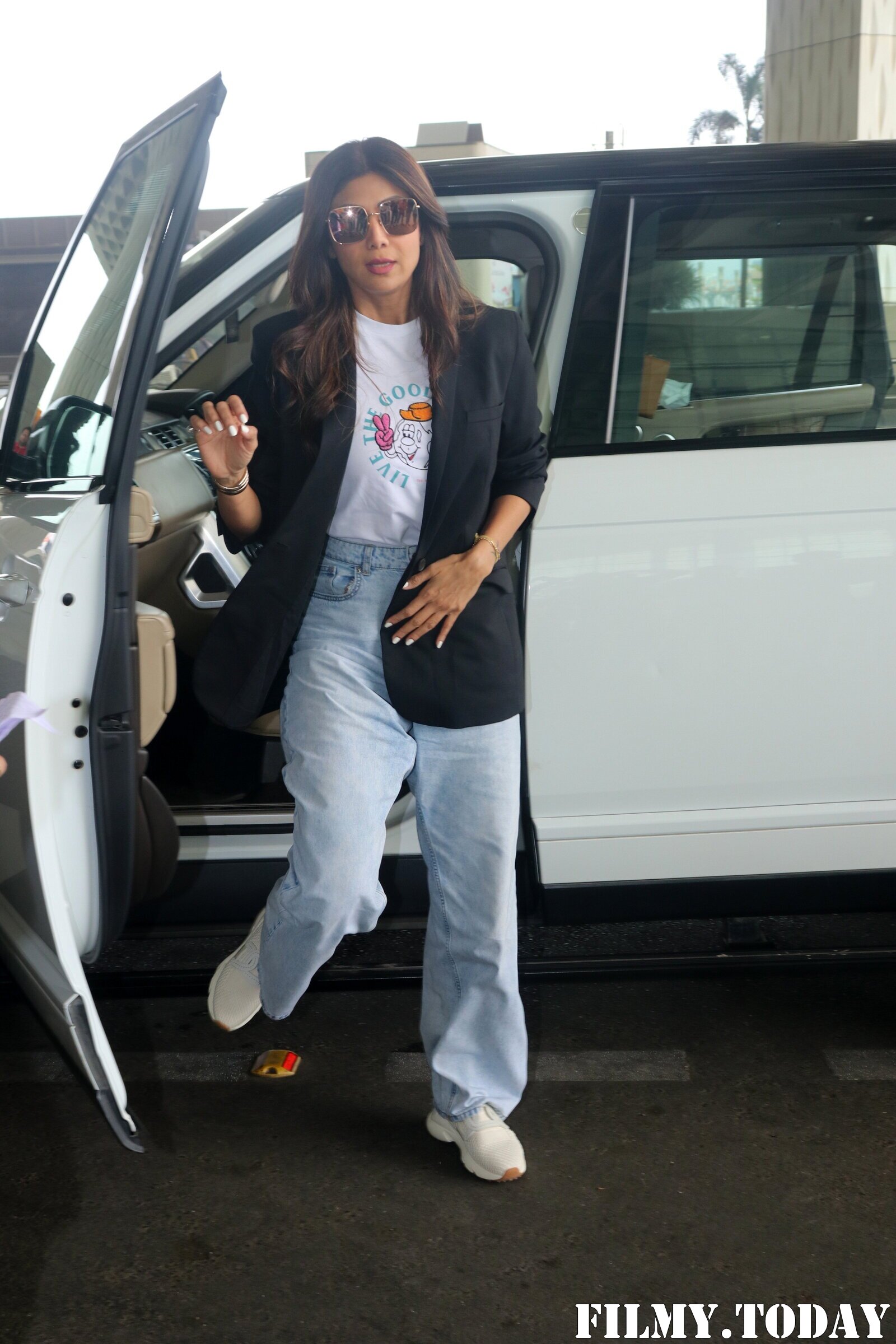 Shilpa Shetty - Photos: Celebs  Spotted At Airport | Picture 1928015