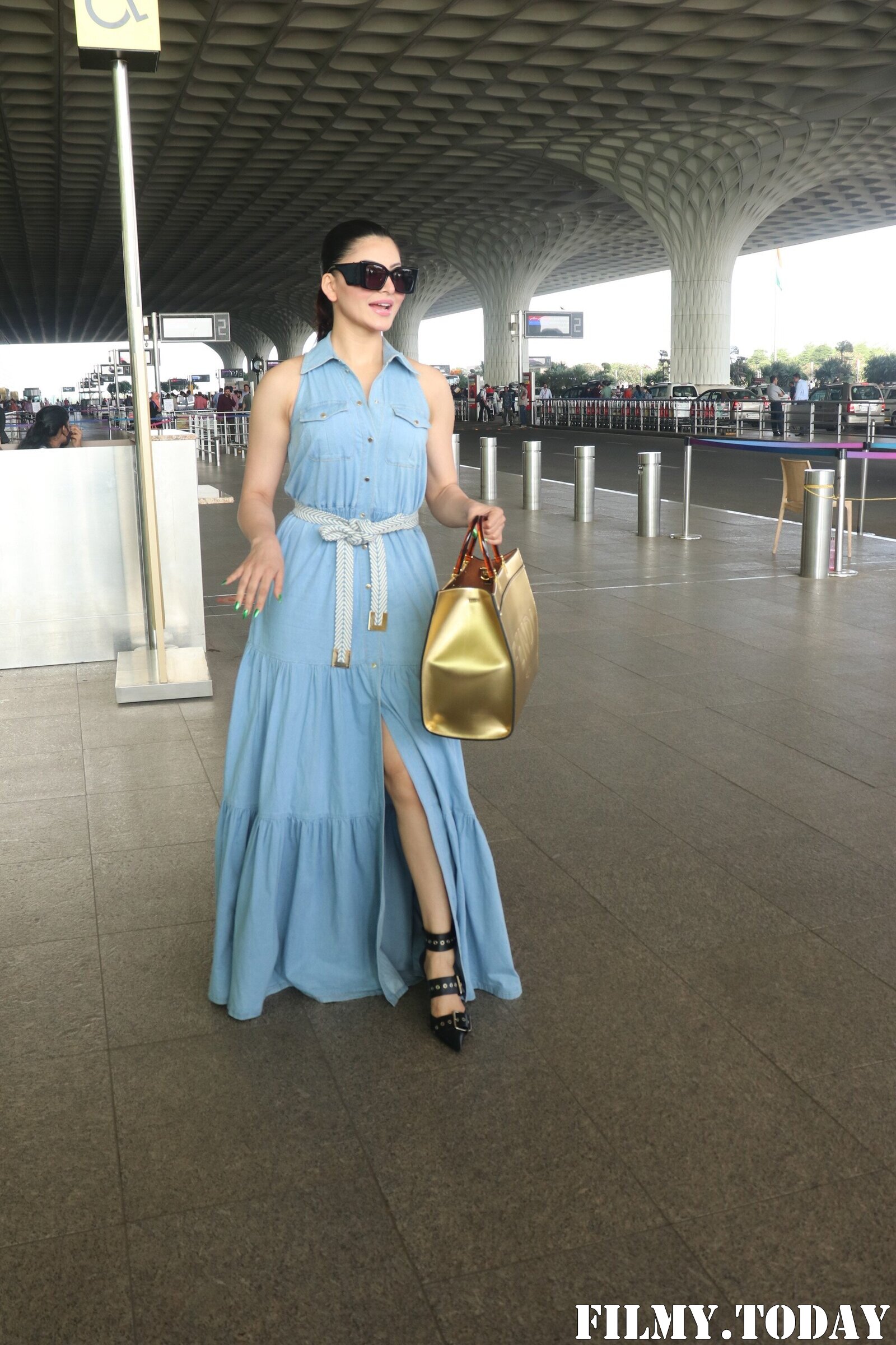 Urvashi Rautela - Photos: Celebs  Spotted At Airport | Picture 1929329