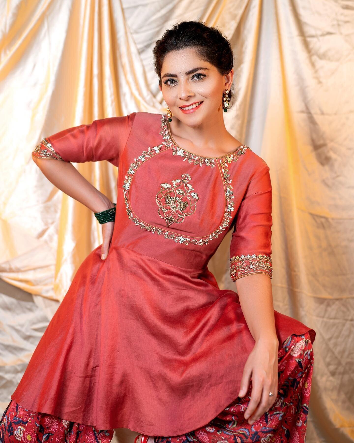 Sonalee Kulkarni Latest Photos | Picture 1932204