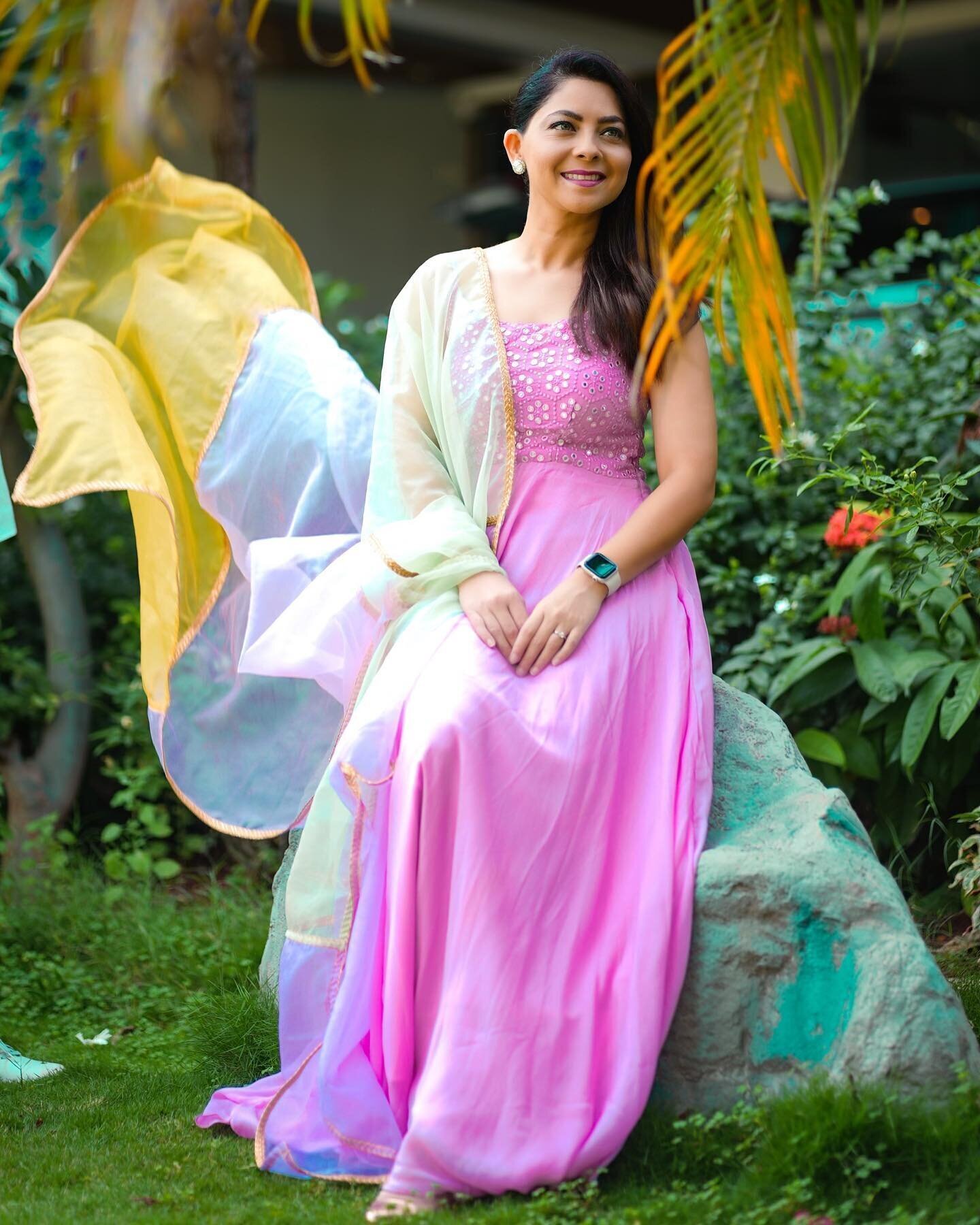 Sonalee Kulkarni Latest Photos | Picture 1932300