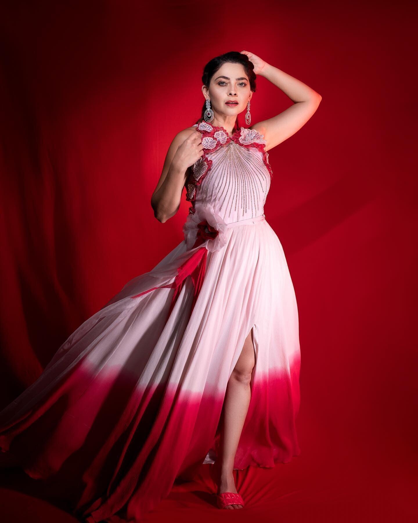 Sonalee Kulkarni Latest Photos | Picture 1932121