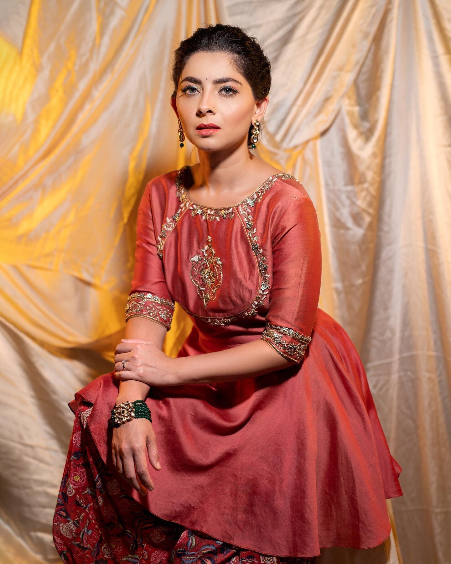 Sonalee Kulkarni Latest Photos | Picture 1932210