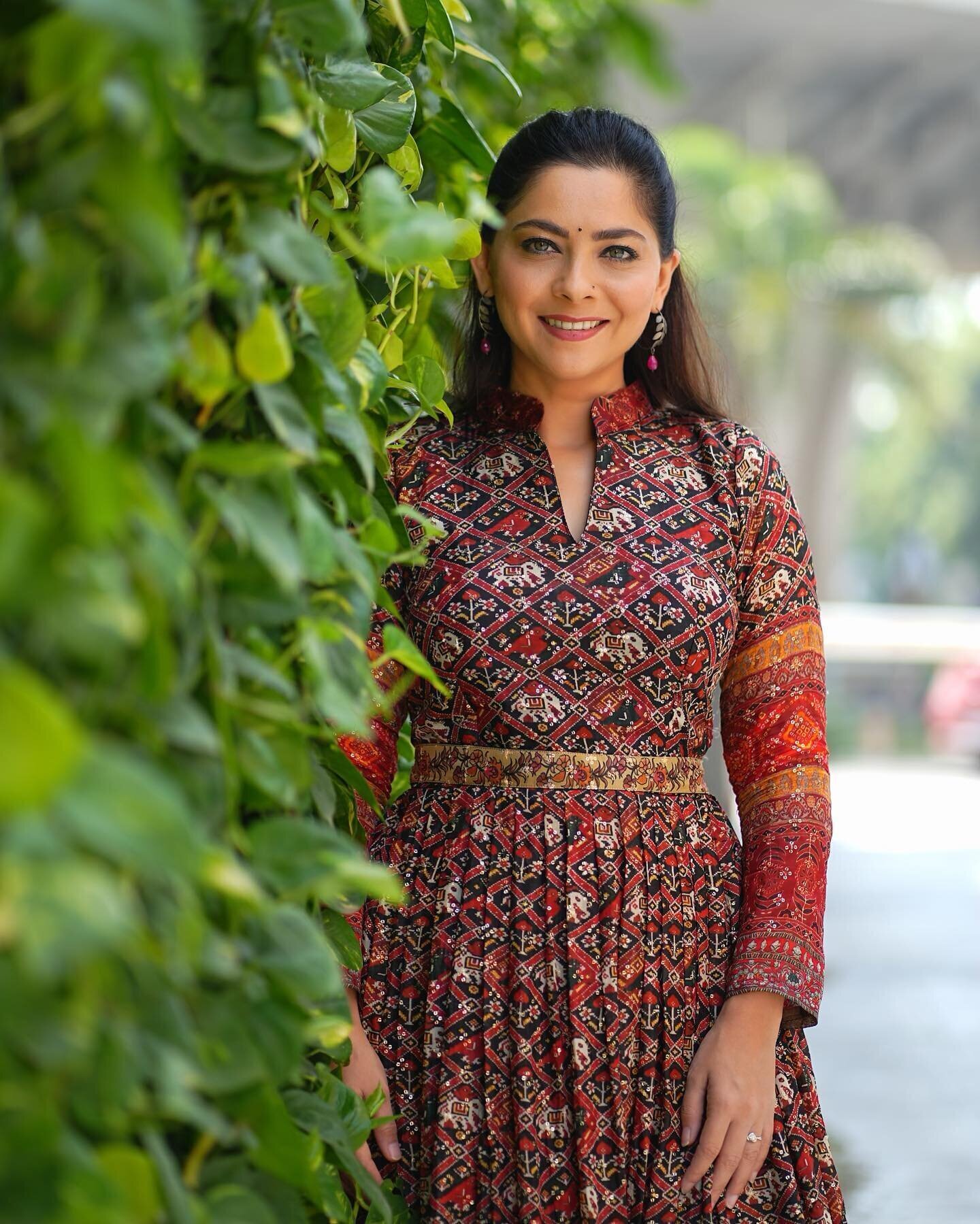 Sonalee Kulkarni Latest Photos | Picture 1932352