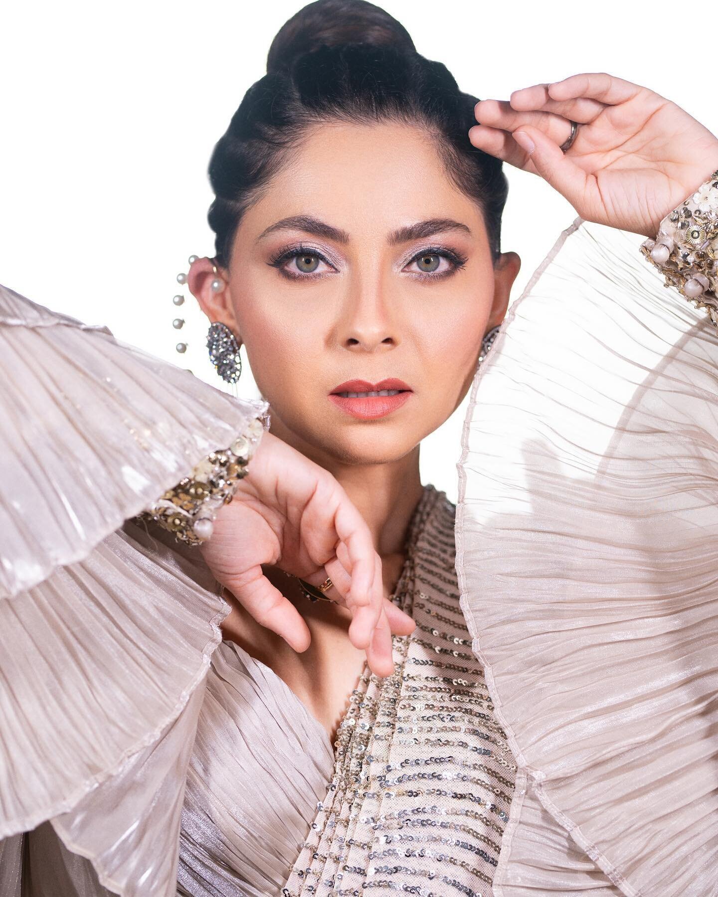 Sonalee Kulkarni Latest Photos | Picture 1932287