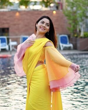 Sonalee Kulkarni Latest Photos | Picture 1932320