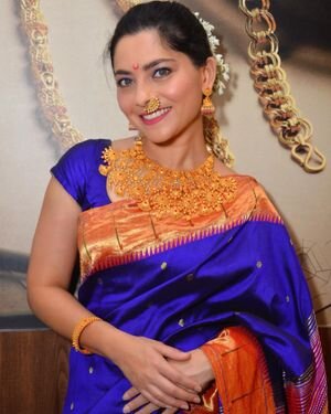 Sonalee Kulkarni Latest Photos | Picture 1932370