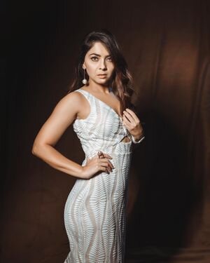 Sonalee Kulkarni Latest Photos | Picture 1932444