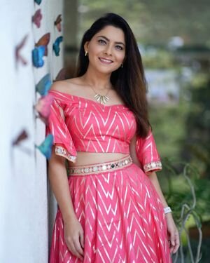 Sonalee Kulkarni Latest Photos | Picture 1932365