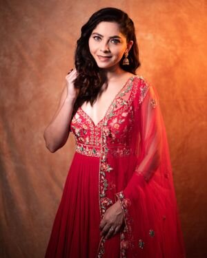 Sonalee Kulkarni Latest Photos | Picture 1932177