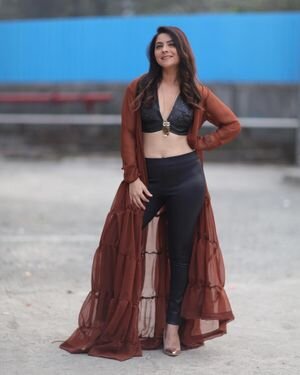 Sonalee Kulkarni Latest Photos | Picture 1932387