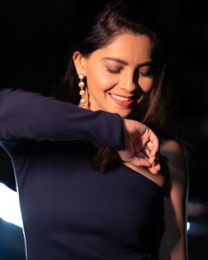 Sonalee Kulkarni Latest Photos | Picture 1932410