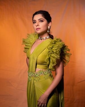 Sonalee Kulkarni Latest Photos | Picture 1932195