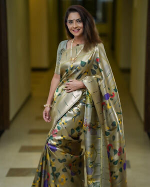 Sonalee Kulkarni Latest Photos | Picture 1932242