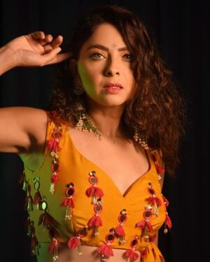 Sonalee Kulkarni Latest Photos | Picture 1932218