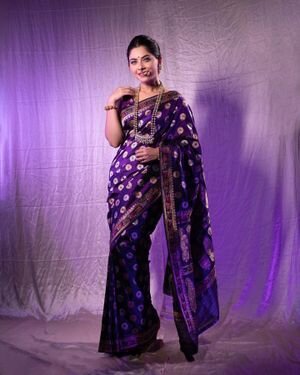 Sonalee Kulkarni Latest Photos | Picture 1932167