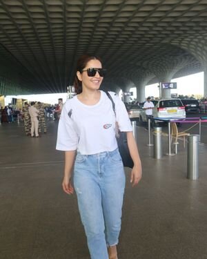 Raashi Khanna - Photos: Celebs  Spotted At Airport | Picture 1932676
