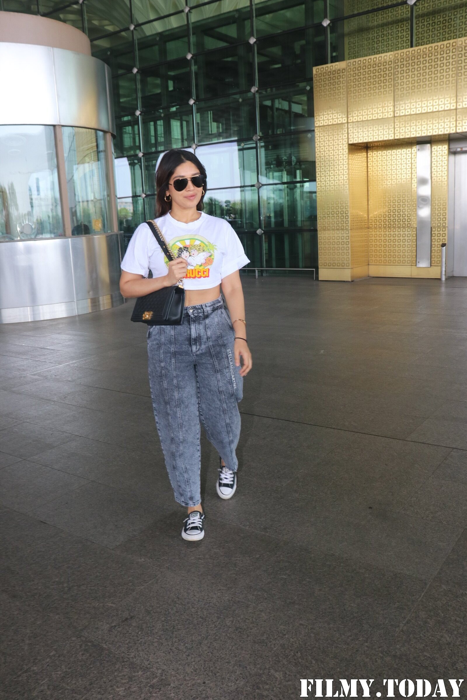Bhumi Pednekar - Photos: Celebs  Spotted At Airport | Picture 1935864