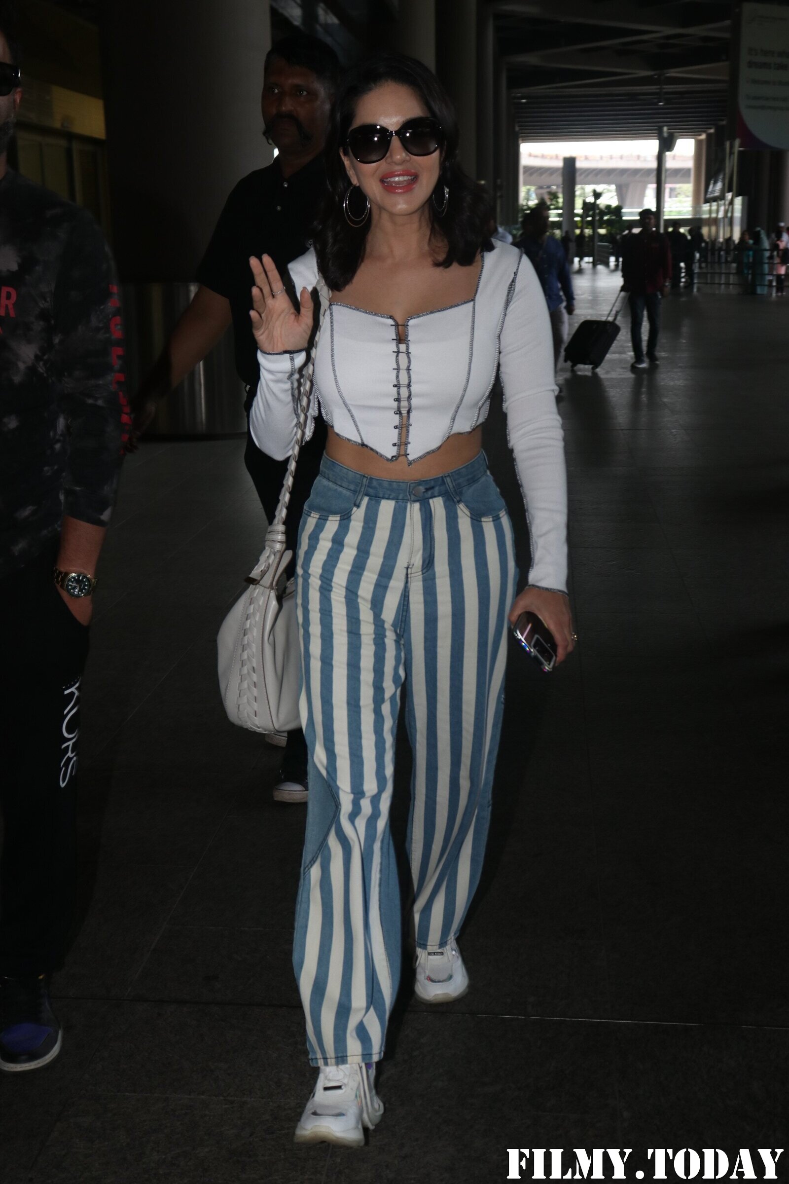 Sunny Leone - Photos: Celebs  Spotted At Airport | Picture 1935858