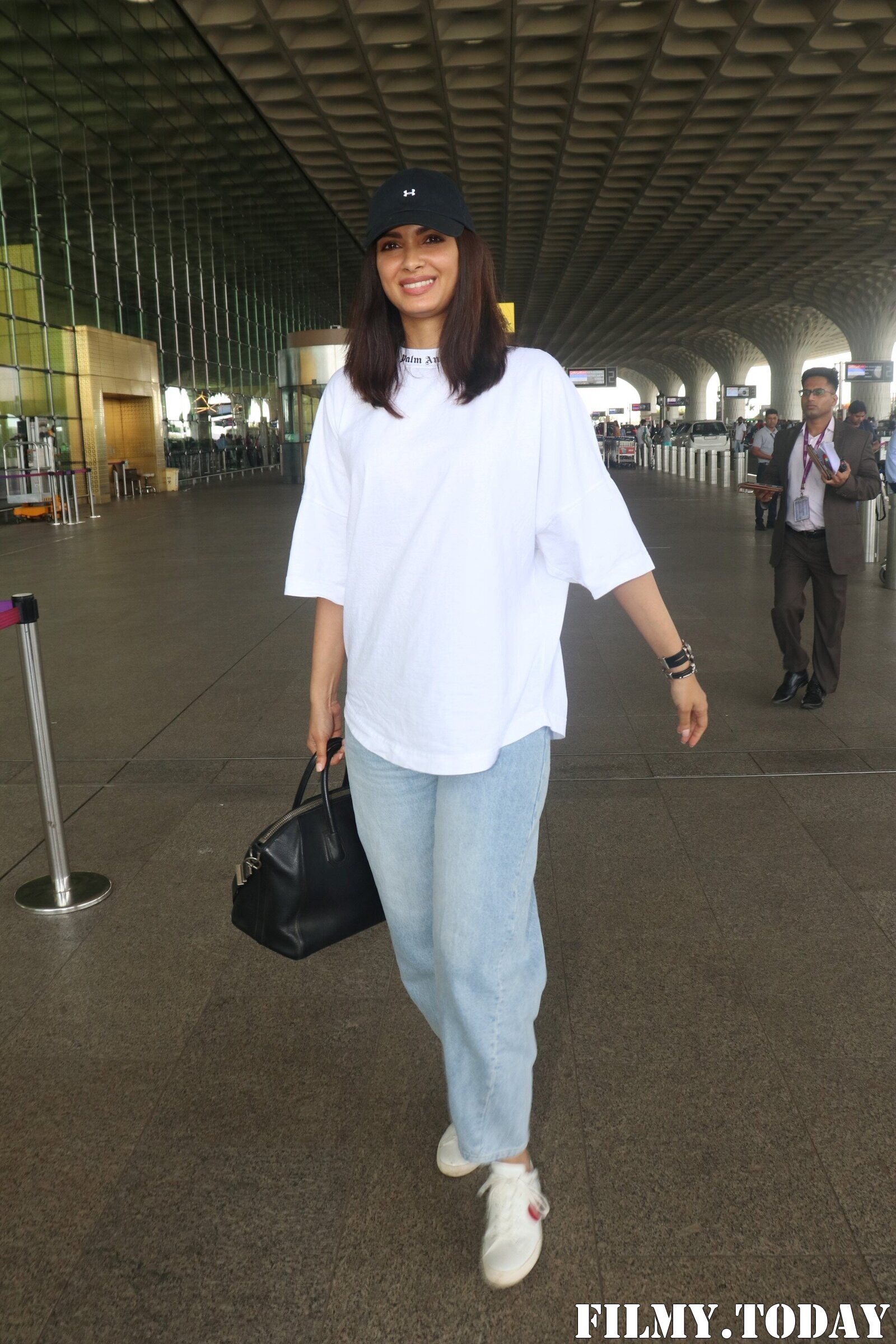 Diana Penty - Photos: Celebs  Spotted At Airport | Picture 1935846