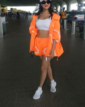Sonal Chauhan - Photos: Celebs  Spotted At Airport