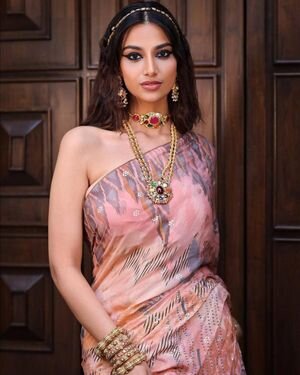 Meenakshi Chaudhary Latest Photos | Picture 1936928