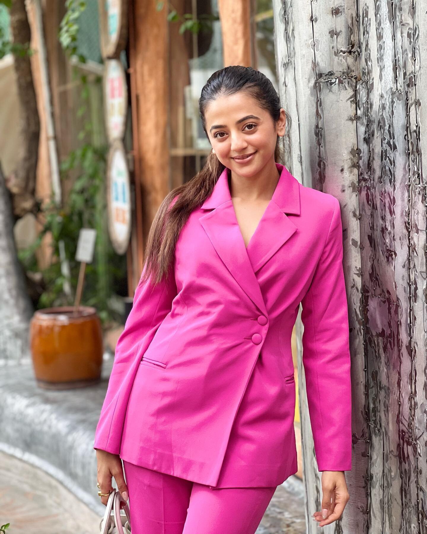 Helly Shah Latest Photos | Picture 1943872