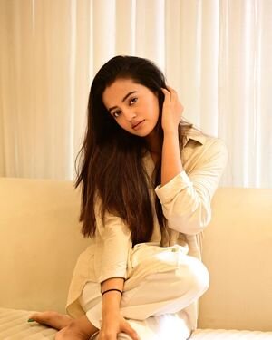 Helly Shah Latest Photos | Picture 1943889