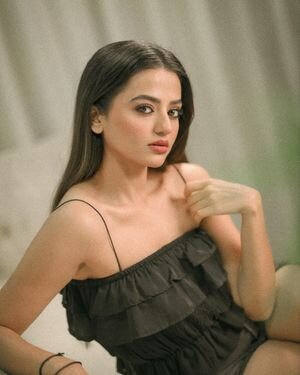 Helly Shah Latest Photos | Picture 1943821