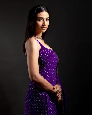 Meenakshi Chaudhary Latest Photos | Picture 1942404