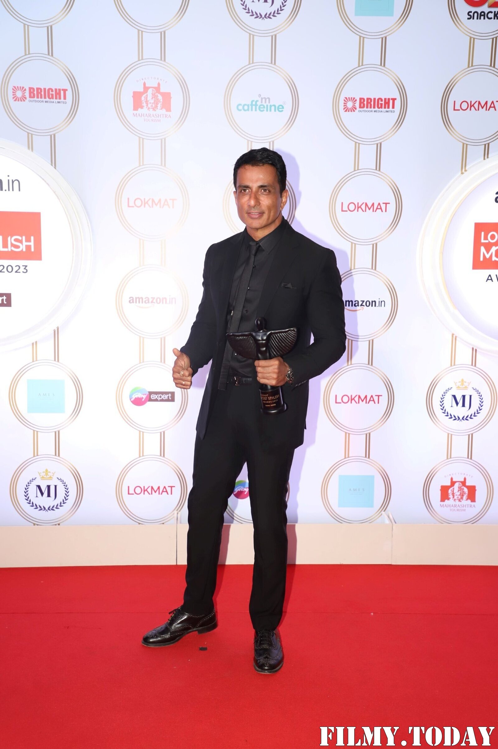 Sonu Sood - Photos: Celebs At Lokmat Most Stylish Awards 2023 | Picture 1942961