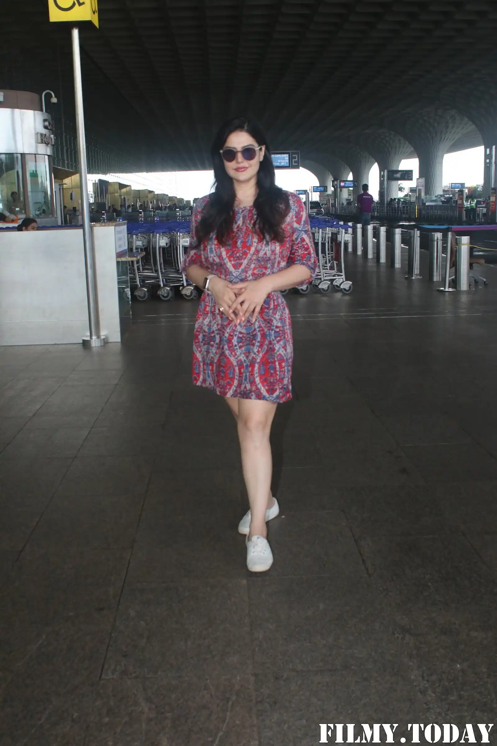 Zareen Khan - Photos: Celebs Spotted At Airport | Picture 1952569