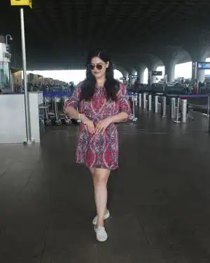 Zareen Khan - Photos: Celebs Spotted At Airport | Picture 1952571