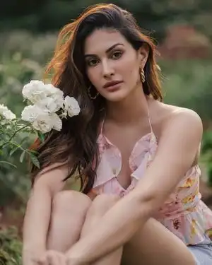 Amyra Dastur Latest Photos