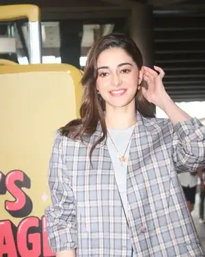 Ananya Panday - Photos: Celebs Spotted At Airport | Picture 1953793