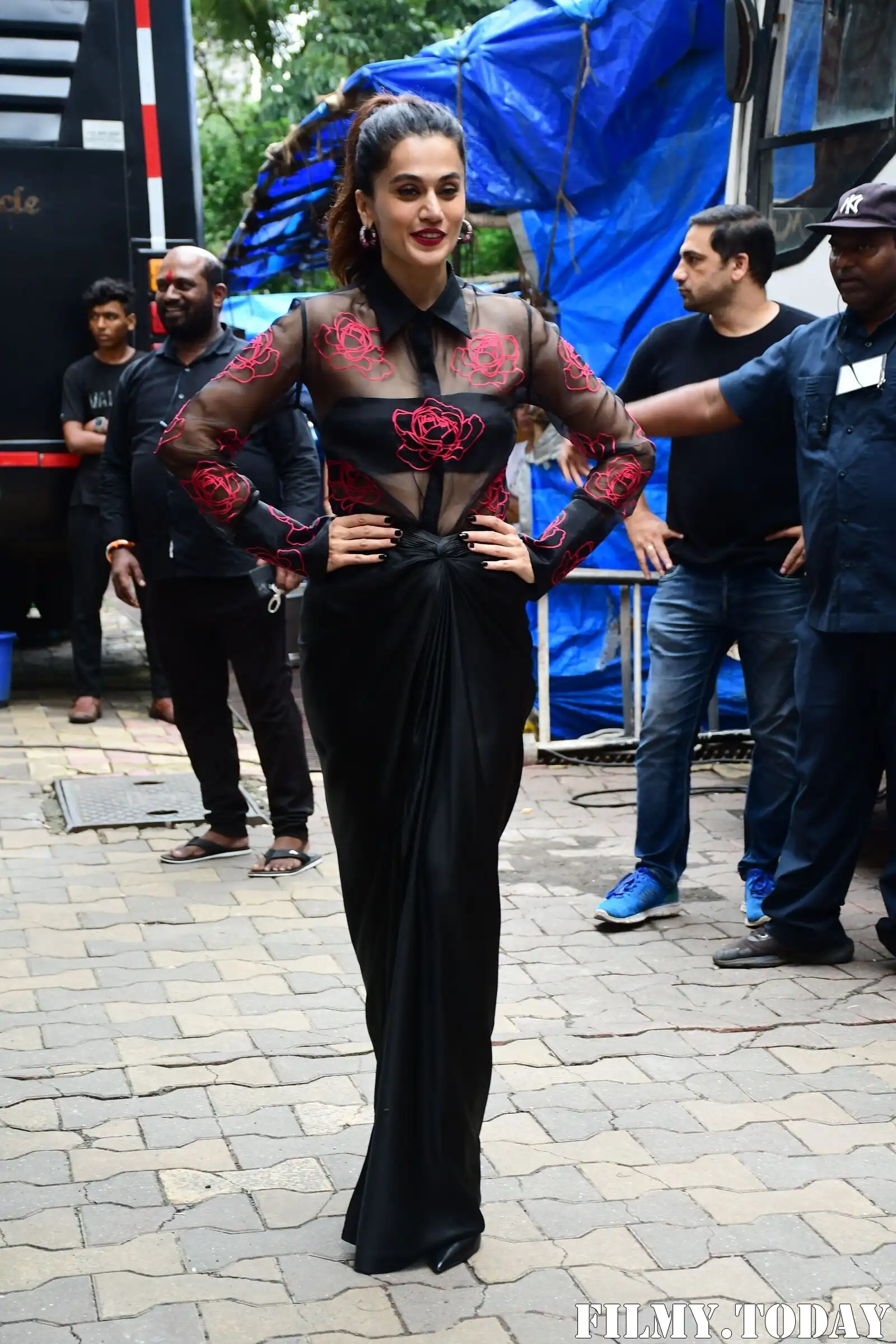 Taapsee Pannu - Photos: Celebs Spotted On The Sets Of Aapka Apna Zakir | Picture 1953665