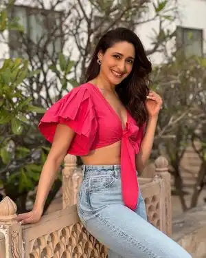 Pragya Jaiswal Latest Photos | Picture 1954011