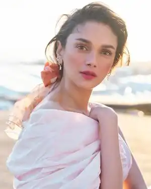 Aditi Rao Hydari Latest Photos | Picture 1956091