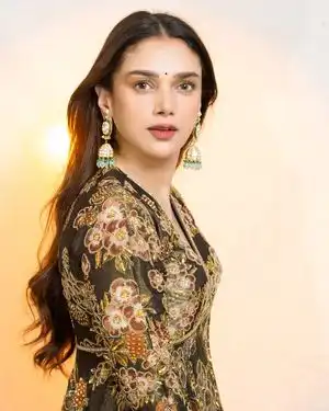 Aditi Rao Hydari Latest Photos | Picture 1956125