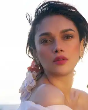 Aditi Rao Hydari Latest Photos | Picture 1956092