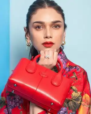 Aditi Rao Hydari Latest Photos | Picture 1955878