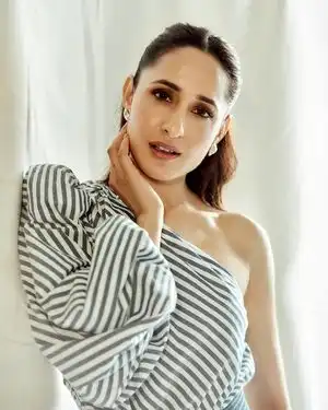 Pragya Jaiswal Latest Photos